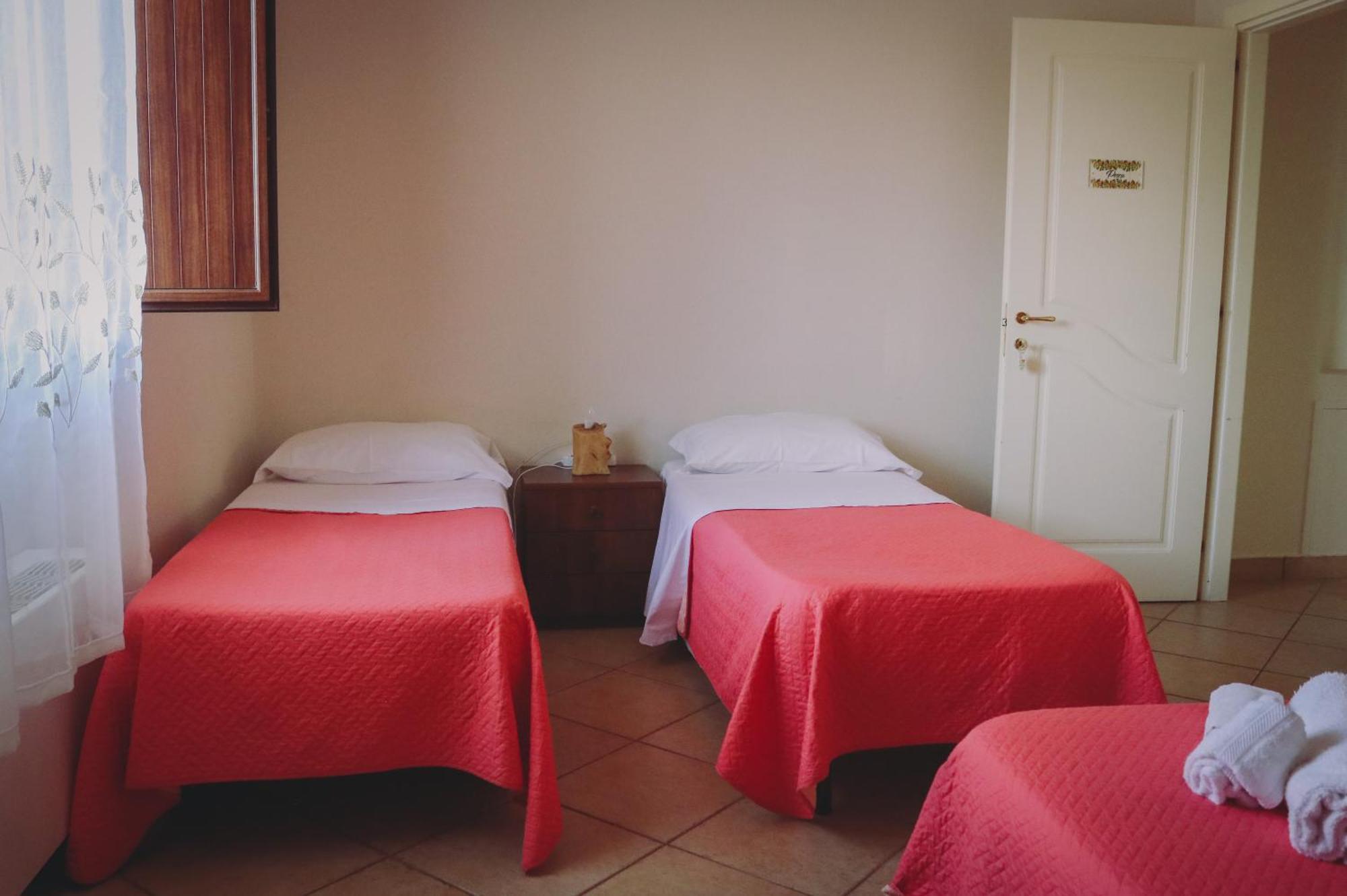 Hotel Ranch Simeto Paterno  Zimmer foto